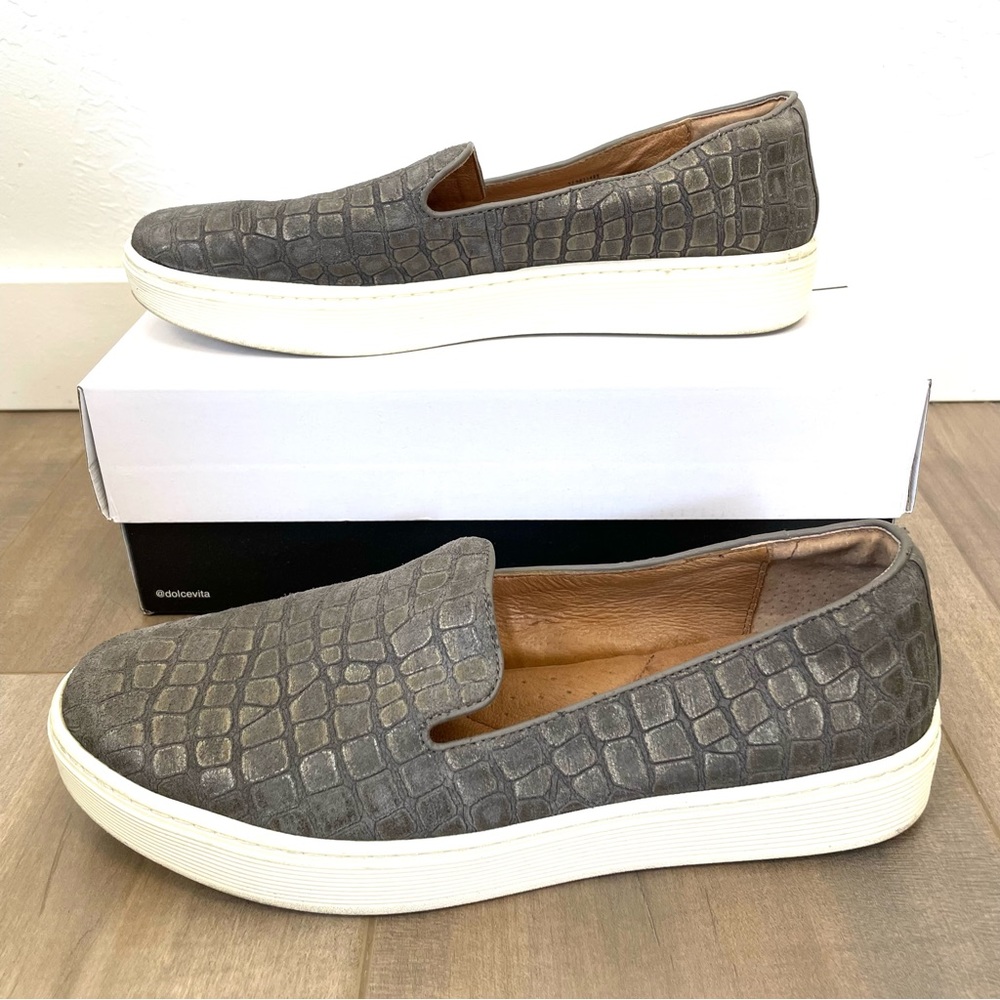 Sofft Leather Animal print slip ons